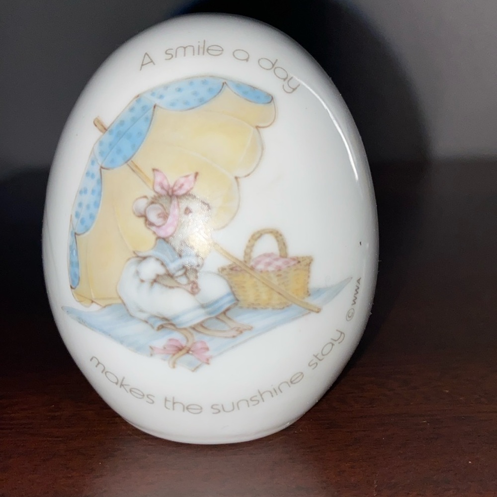 Genuine porcelain egg